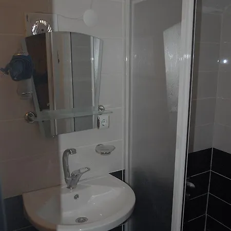 Duran Apart Aparthotel 3*