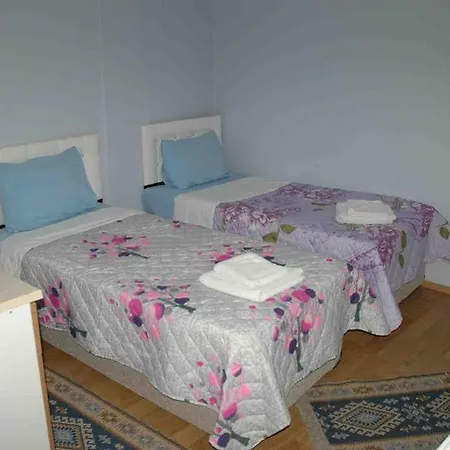 Duran Apart Aparthotel 3*